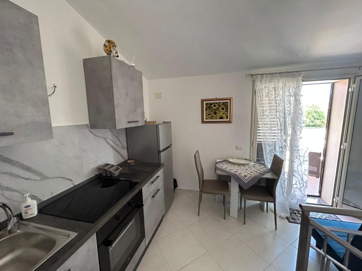 Nina Apartament Giardini Naxos Con Posto Auto Ngoại thất bức ảnh