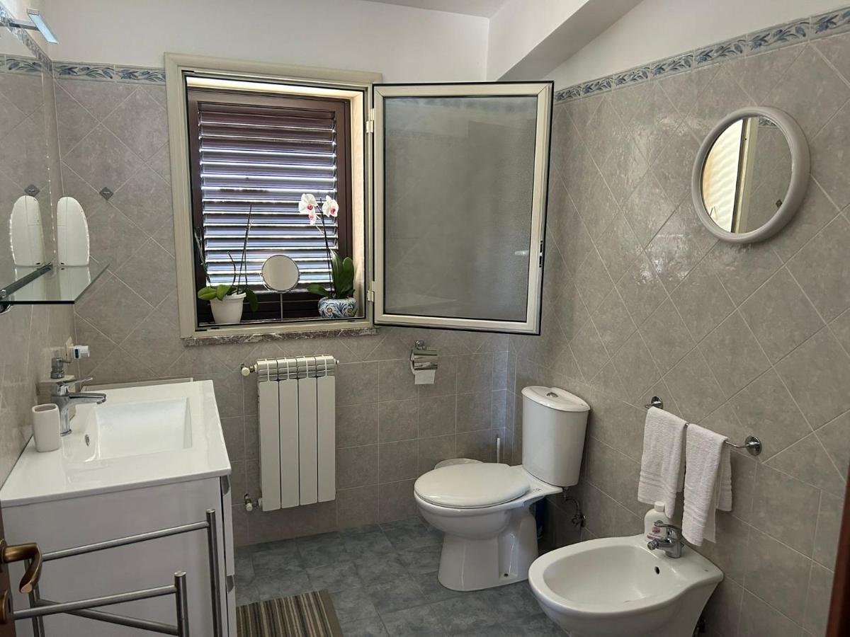 Nina Apartament Giardini Naxos Con Posto Auto Ngoại thất bức ảnh
